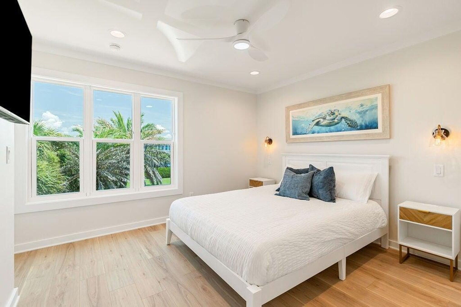 Building Photo - 100 S Spooky Ln