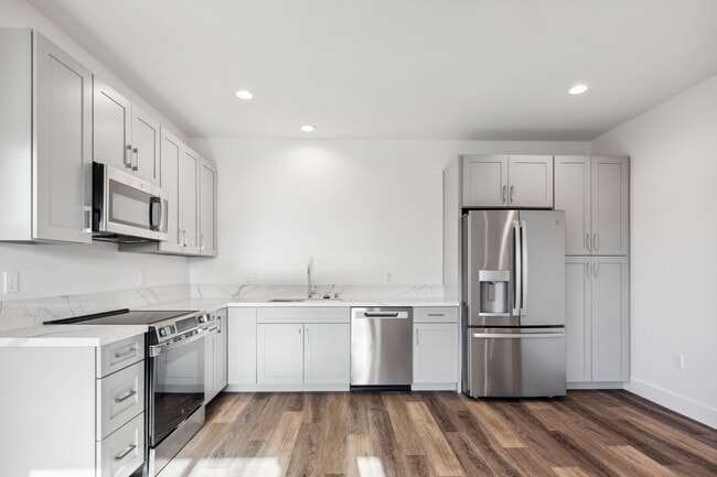 Building Photo - 18 Ohana St