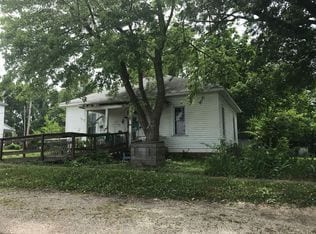 Building Photo - BISMARCK - 2 Bedroom home on large corner lot - $399.30 MONTH / $999 DOWN