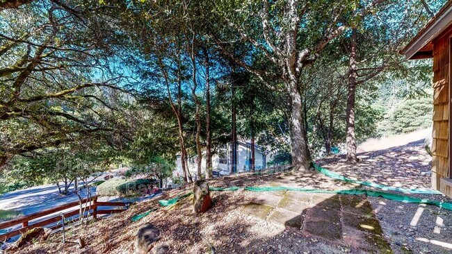 Building Photo - 11 Pedrini Wy