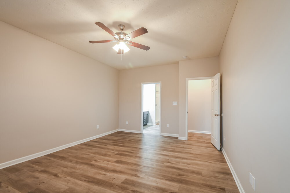Building Photo - 2255 Silver Spoon Dr