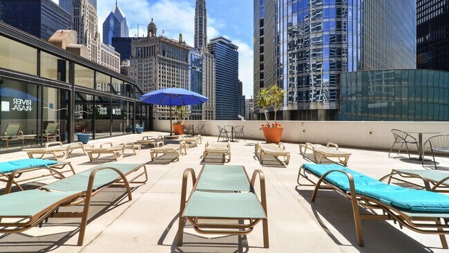 Building Photo - 405 N Wabash Ave