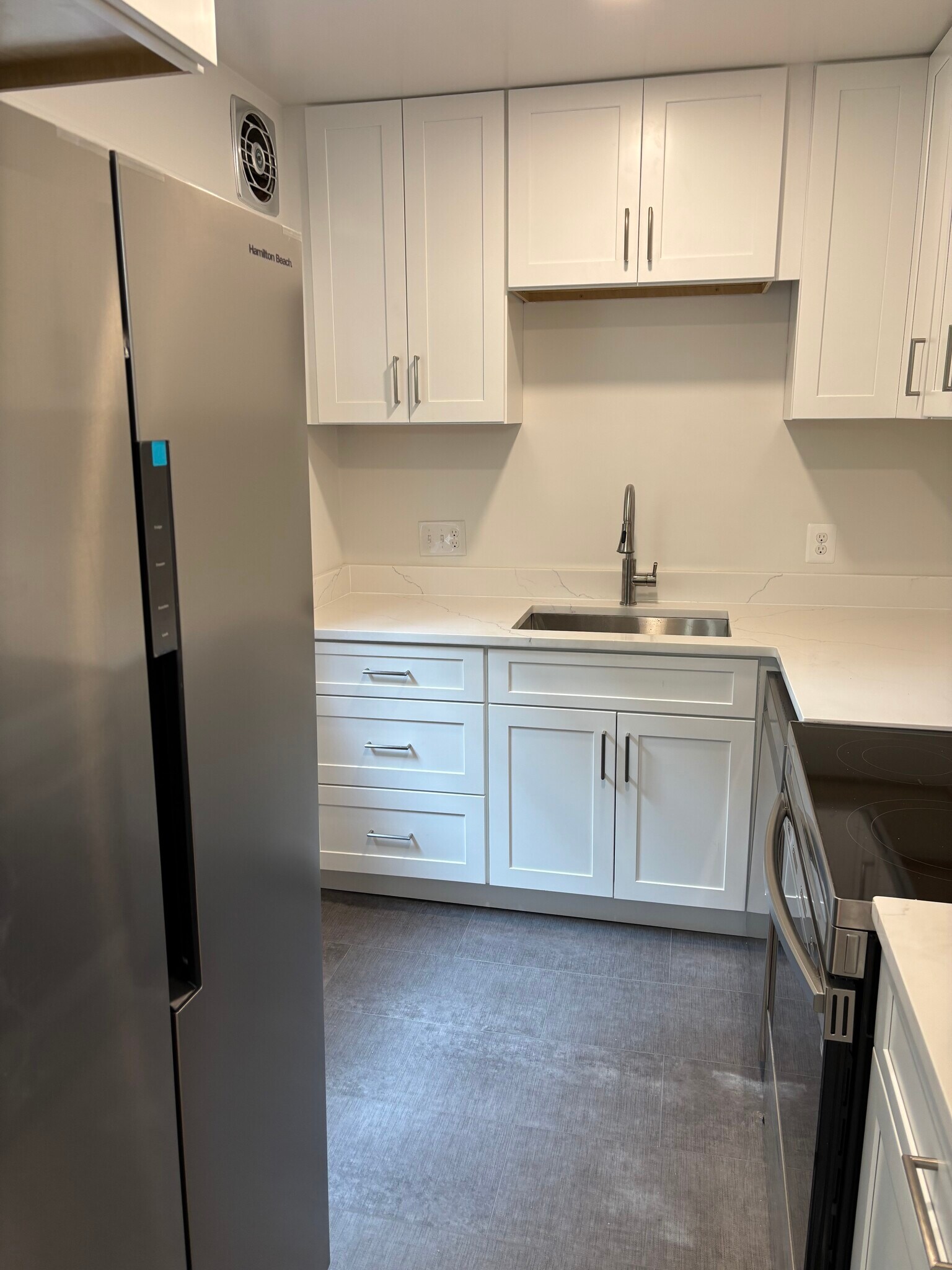 Newly renovated kitchen - 3441 S Stafford St
