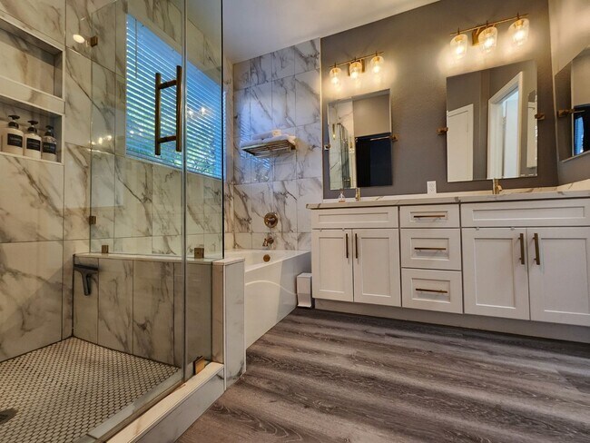 Building Photo - Fully Renovated Single Story Ranch Style Home in Summerlin!