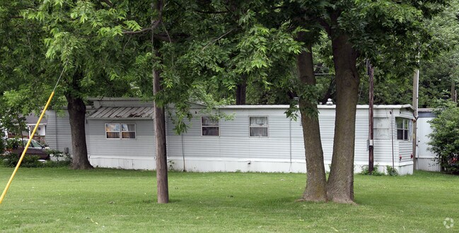 Building Photo - 1102 S Franklin Rd
