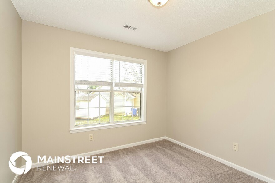 Building Photo - 148 Eagle Ct