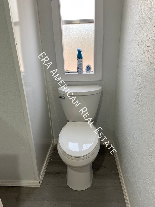 Building Photo - 5975 Staff Rd