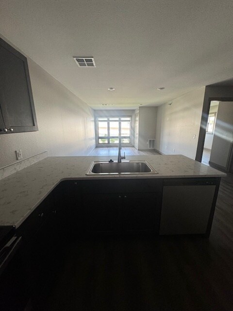 Building Photo - Island City Properties