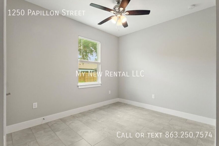Building Photo - 1250 Papillon St