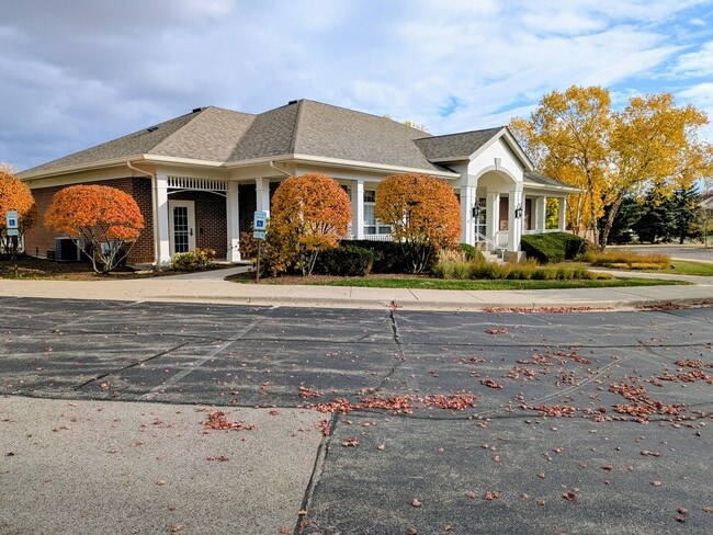 Building Photo - 1858 S Fallbrook Dr