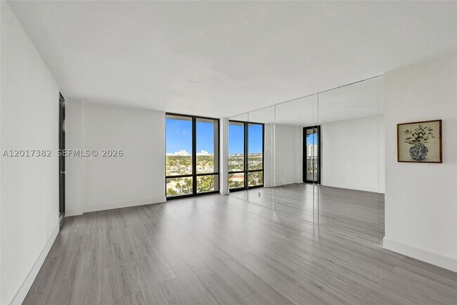Building Photo - 1600 S Ocean Dr