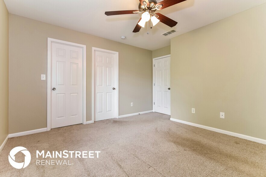 Building Photo - 1942 Mare Ave