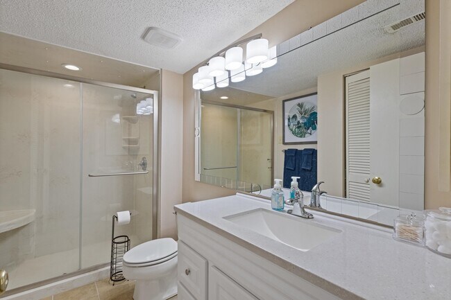 Building Photo - 4440 Nassau Ct