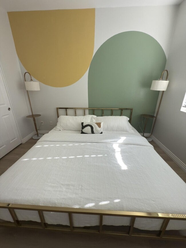 Building Photo - 52165 Allende Dr