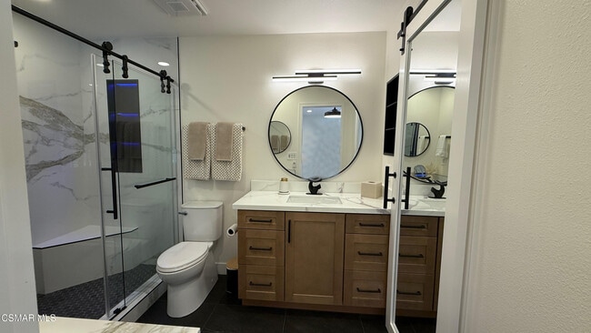 Building Photo - 3439 Highwood Ct