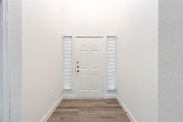 Building Photo - 2304 Glenhaven Dr