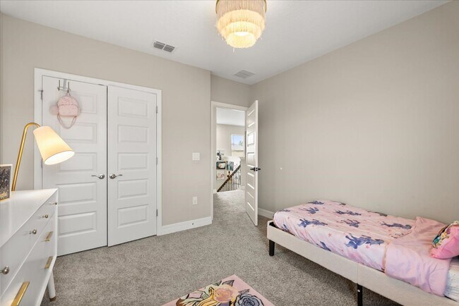 Building Photo - 1713 Pasture Lp