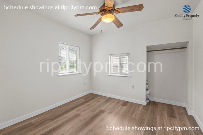 Building Photo - 424 Division St