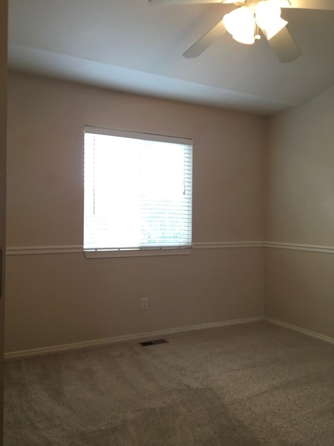 Building Photo - 1040 Whistler Hollow Dr