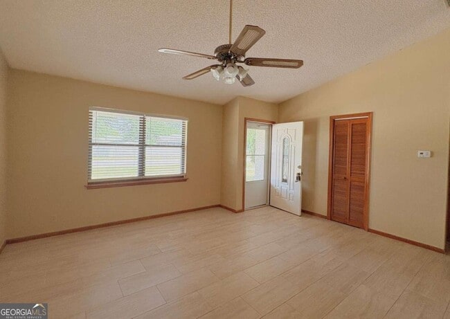 Building Photo - 603 Plantation Village Dr