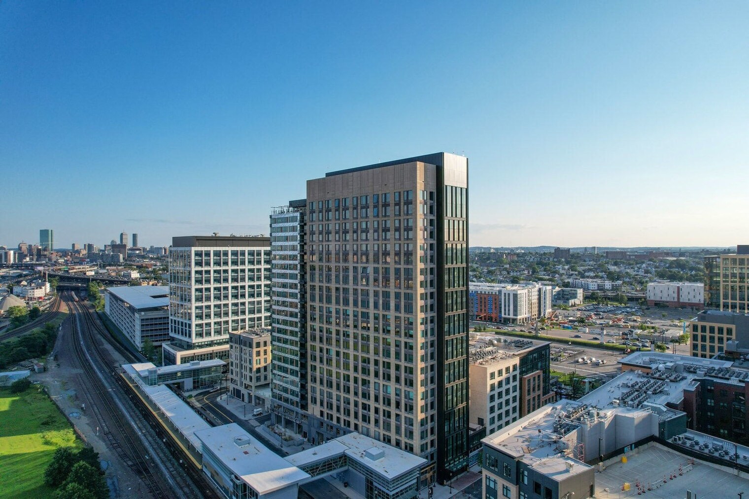 Building Photo - 485 Foley St