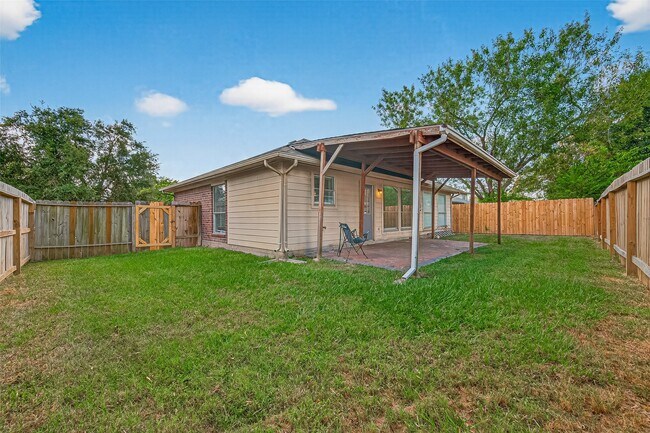 Primary Photo - 18402 Willow Moss Dr