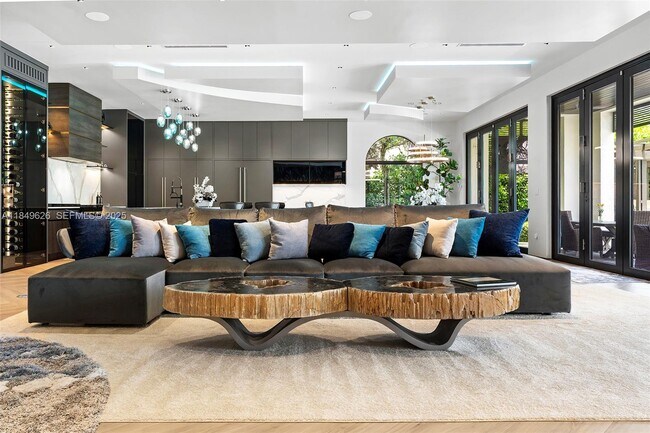 Building Photo - 632 Intracoastal Dr