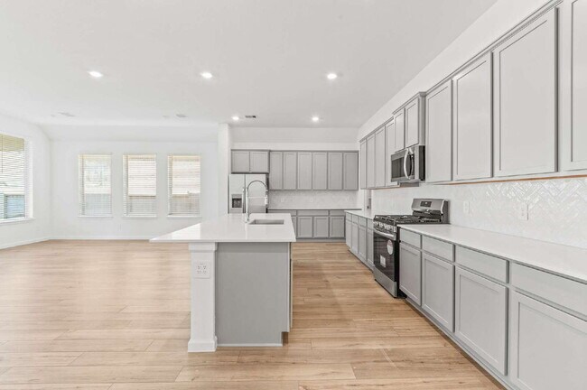 Building Photo - 18211 Saffron Sun St