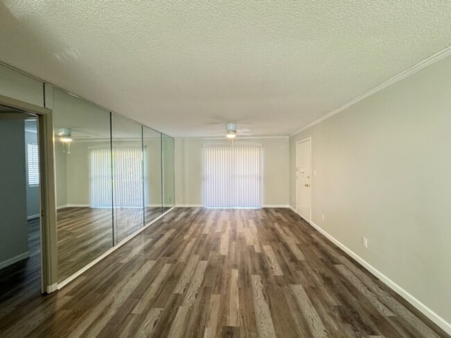 Building Photo - Recently Remodeled Winter Park 1 Bed, 1 Ba...