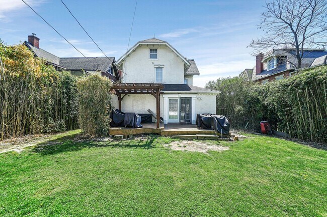 Building Photo - Fully Renovated with Historic Charm Home