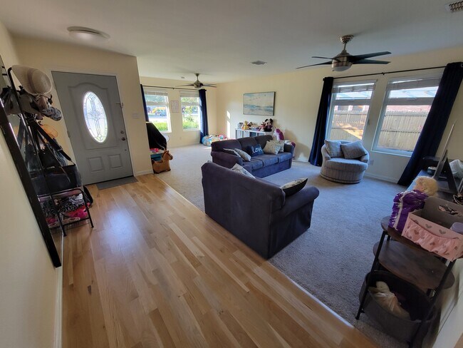 Building Photo - 3108 Westview Dr