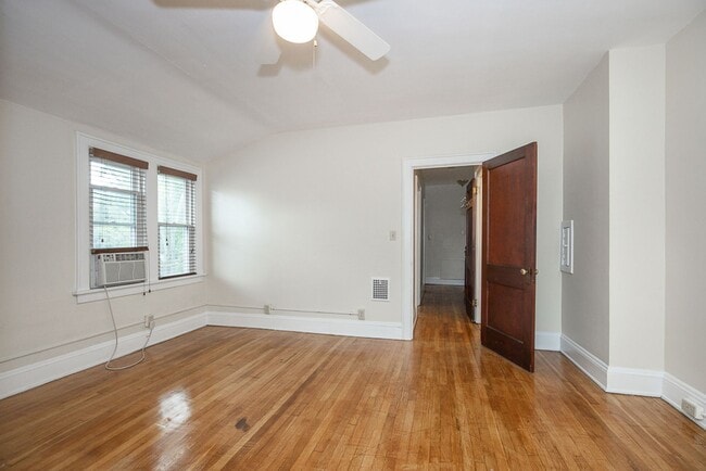 Building Photo - 3300 Dellwood Rd