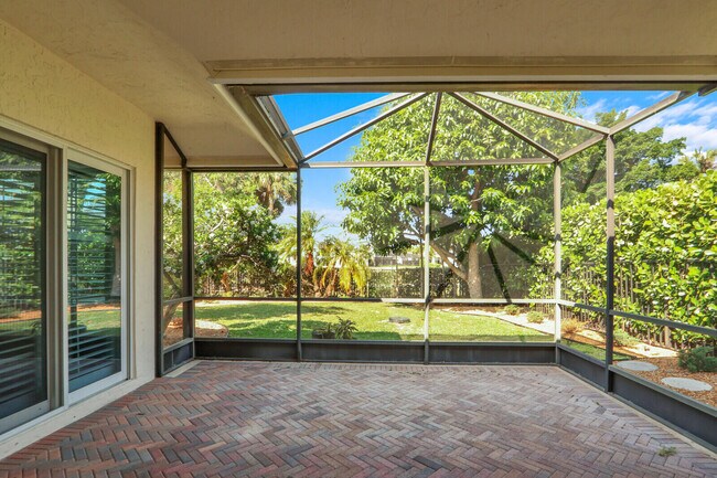 Building Photo - 2931 Twin Oaks Way