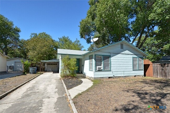 Primary Photo - 730 Roosevelt St