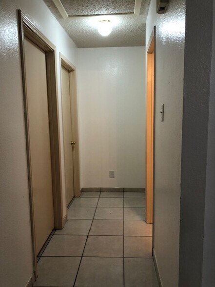 Building Photo - 5919 Colt Dr