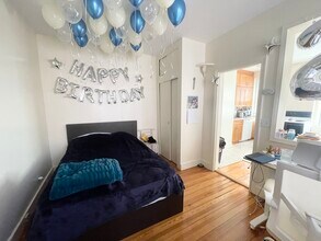 Building Photo - 68 Myrtle St