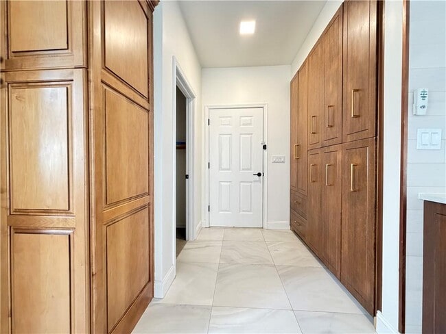 Building Photo - 1530 Oglethorpe Run Ln