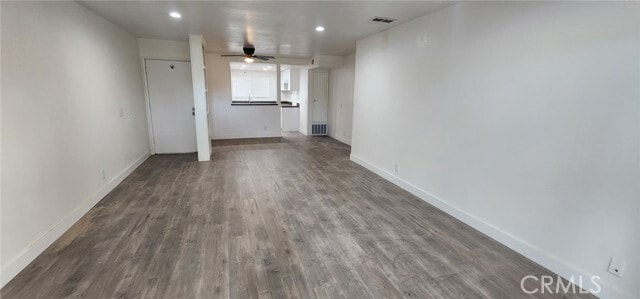 Building Photo - 601 W 1st St