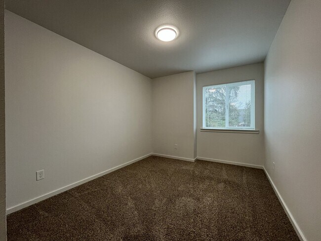 Building Photo - JDD2413