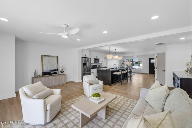 Building Photo - 7415 E Holly St