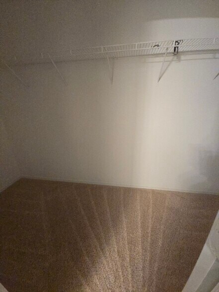 Master closet - 6434 Ziegler Ln