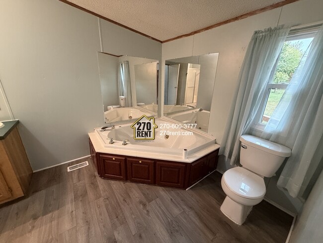 Building Photo - 1865 Liberty Rd