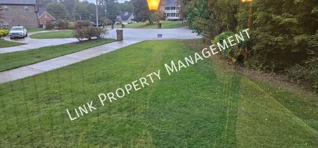 Building Photo - Exceptional 5-Bedroom Home with Luxury Out...