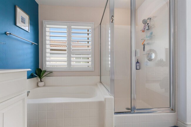 Building Photo - 6052 Rancho Bravado