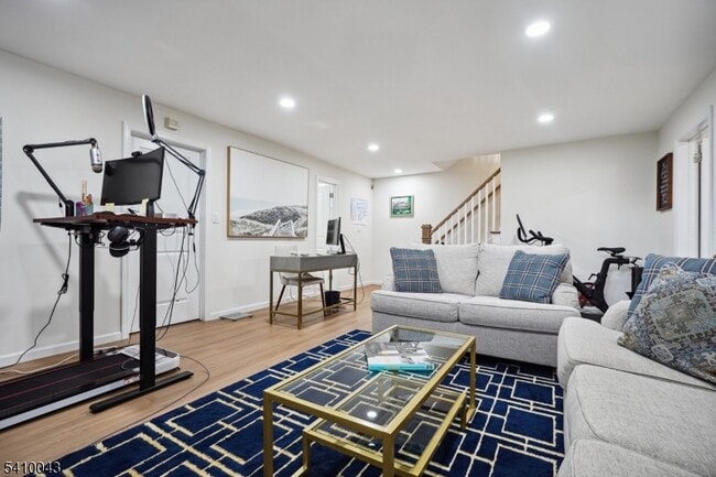 Building Photo - 126 Brandywyne Dr