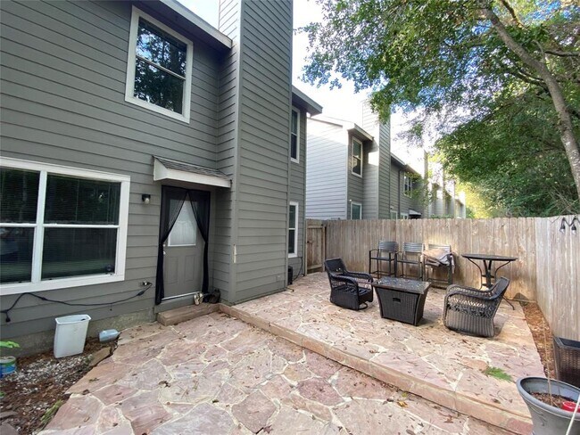 Building Photo - 38 Musgrove Pl