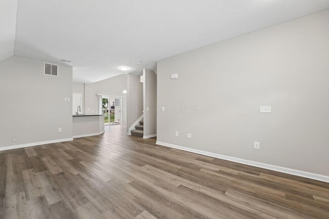 Building Photo - 2041 River Rock Way