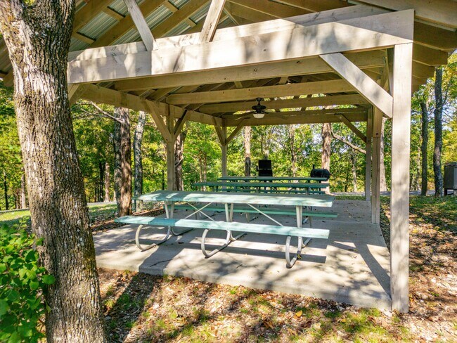 Building Photo - 235 Ozark Mountain Resort Dr
