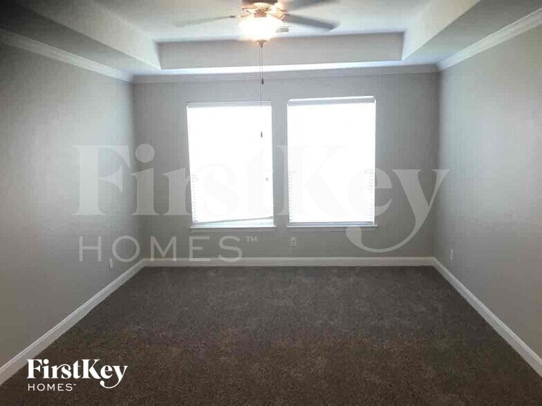 Building Photo - 14623 Castle Cove Ln