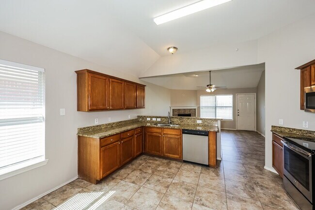 Building Photo - 7305 Sierra Way
